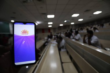 Hyderabad Kolajında Akıllı Telefon Uygulamaları 6 Mart 2022
