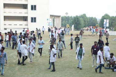 Kolaj Kampüsündeki Tıp Öğrencileri 6 Mart 2022 Hyderabad Hindistan