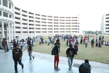 Kolaj Kampüsündeki Tıp Öğrencileri 6 Mart 2022 Hyderabad Hindistan