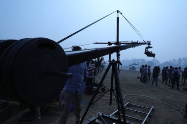 Film ekibi Kolaj Haydarabad Hindistan 'da 6 Mart 2022' de çalışıyor.