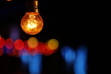 Gece eski model ampul