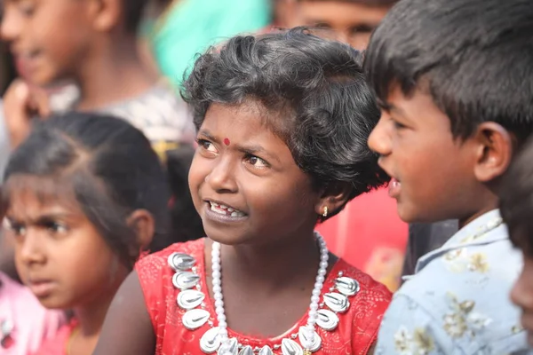Dzieci Oglądają Hyderabad India Marca 2022 — Zdjęcie stockowe