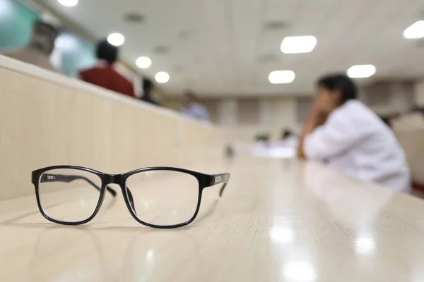 Silhouette Eye Glasses Table — Stock Photo, Image