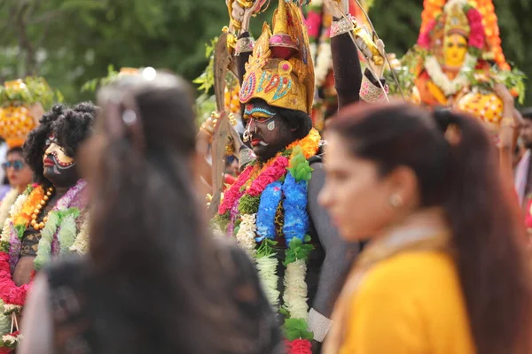 2022 하이데라바드 민지에서 일어난 인도의 댄서들 — 스톡 사진