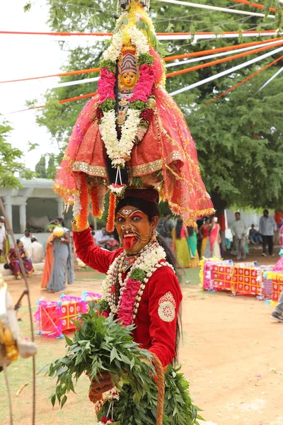 Bailarines Tradicionales Indios Disfrazados Carnaval Hyderabad India Marzo 2022 —  Fotos de Stock