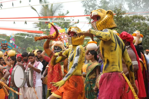 Dançarinos Tradicionais Indianos Getup Carnaval Hyderabad Índia Março 2022 — Fotografia de Stock