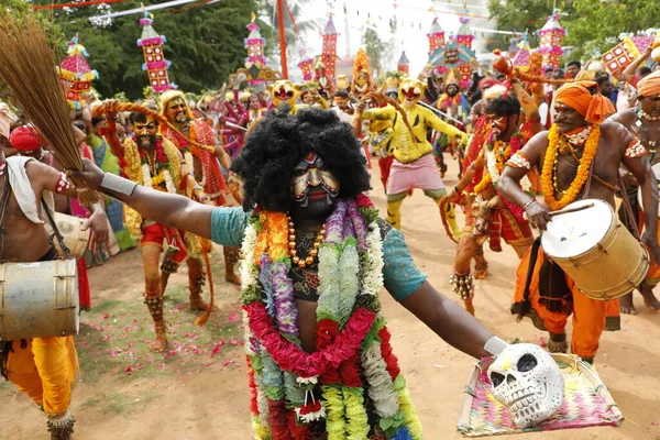 Hint Geleneksel Dansçılar Mart 2022 Hyderabad Karnavalı Nda Kılık Değiştirdiler — Stok fotoğraf