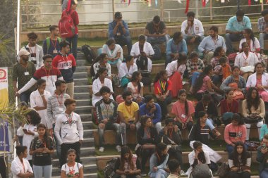 Hyderabad 5 Mart 2022 'de Hindistan Açık Hava Konferans Salonu' nda izleyiciler