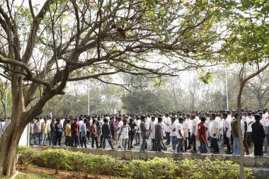 Hindistan Koleji öğrencileri 5 Mart 2022 'de Hyderabad Hindistan' da protesto gösterisi düzenledi.