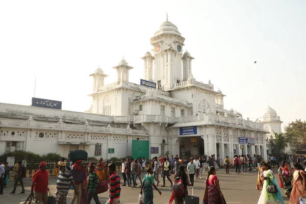 Επιβάτες Σιδηροδρομικό Σταθμό Hyderabad Ινδία Μαρτίου 2022 — Φωτογραφία Αρχείου