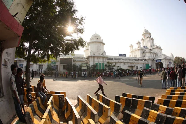 Pasajeros Una Estación Tren Hyderabad India Marzo 2022 — Foto de Stock