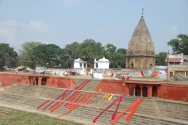 Templom Varanasi Indiában — Stock Fotó