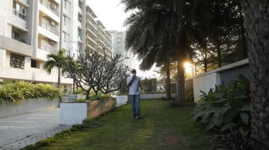 Modern Apartmanların Dışı