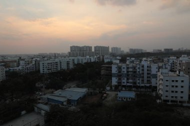 Modern Apartmanların Dışı