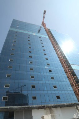 Modern Binanın Dışı