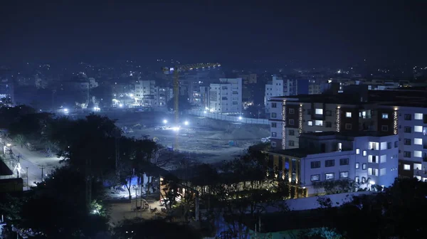市区建筑物之夜全景 — 图库照片
