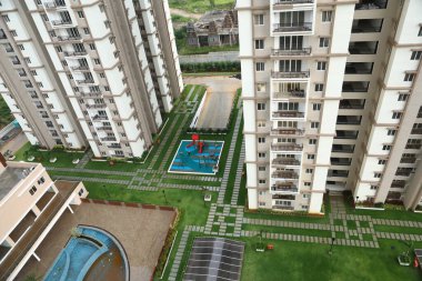 Modern Apartmanların Dışı