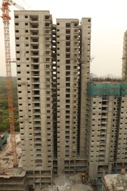 İnşaat binasının dışı.