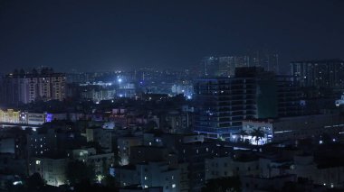 Şehir Binalarının Gece Çekimi