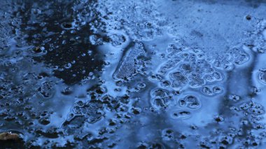 Ay ışığındaki su dokusu