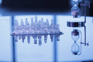 Masadaki Satranç Paraları