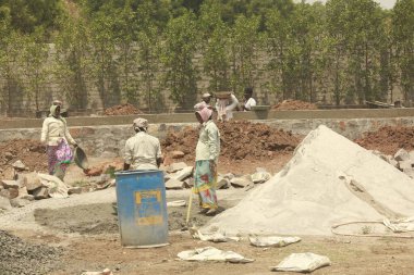 İnşaat alanında çalışanlar