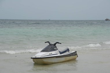 Tropikal Denizde Su Motoru