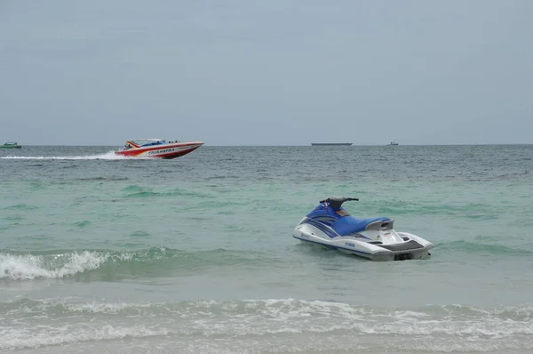 Motorino Dell Acqua Mare Tropicale — Foto Stock