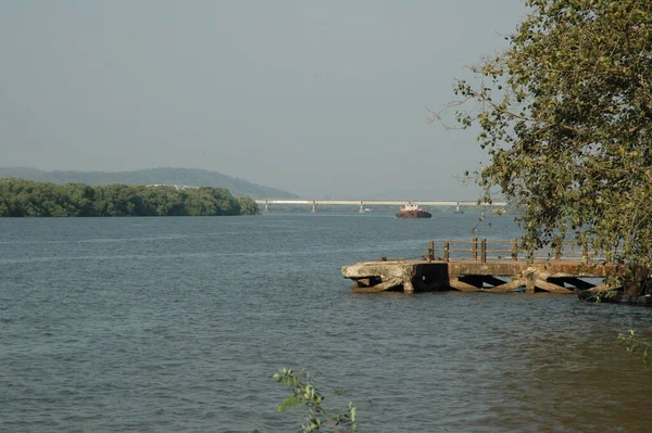 Vieux Bateau Dans Rivière — Photo