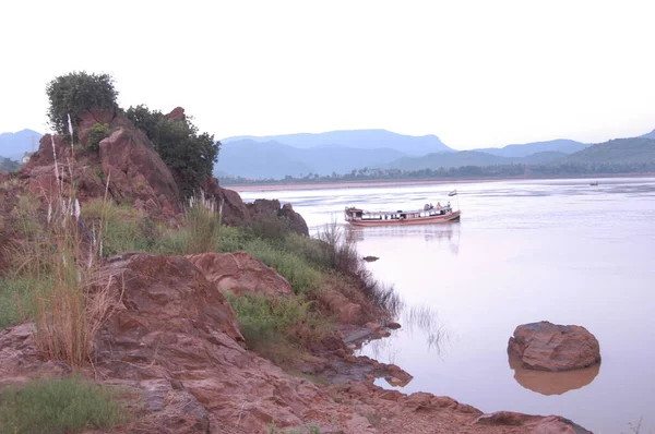 Bateau Touristique Dans Eau — Photo