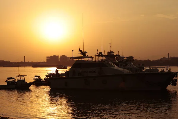 Fishermen Boat Water — Stock Photo, Image