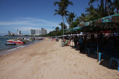 Plajdaki park tekneleri