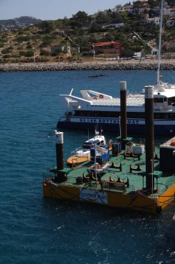 Plajdaki park tekneleri