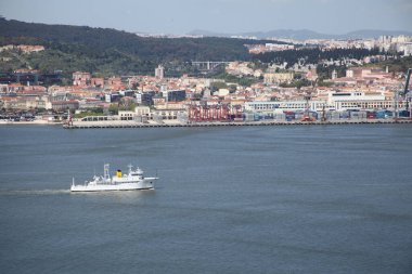 Denizdeki Sürat Teknesi