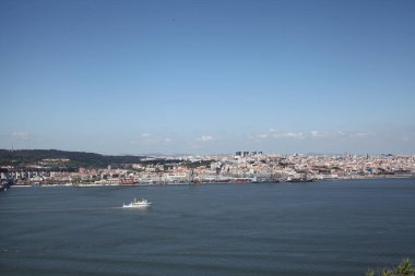 Denizdeki Sürat Teknesi