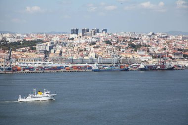 Denizdeki Sürat Teknesi