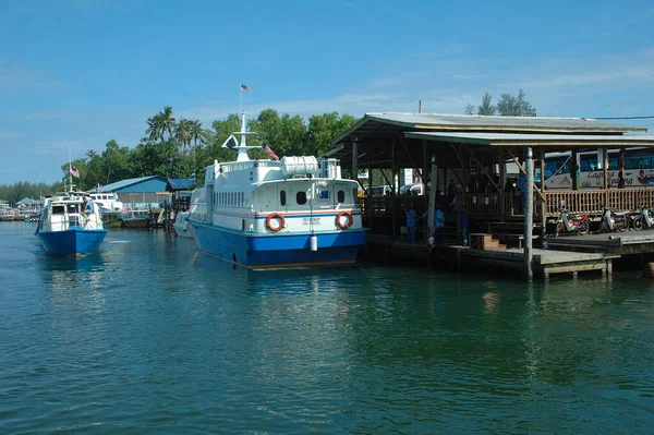 Barcos Estacionamento Praia — Fotografia de Stock