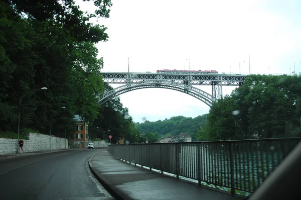 Overbruggen Door Rivier — Stockfoto