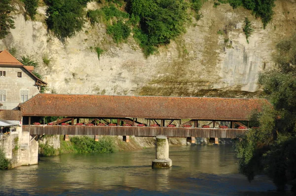 Overbruggen Door Rivier — Stockfoto