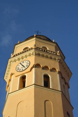 Bir Avrupa Şatosu 'nun dışı