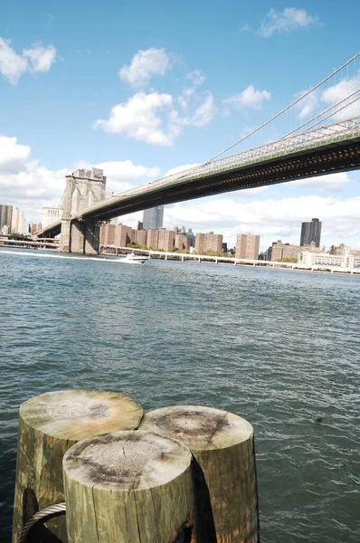 Brücke Durch Den Fluss Amerika — Stockfoto