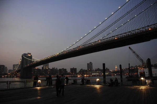 Decorazione Luci Sul Ponte — Foto Stock