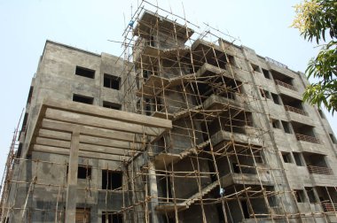 İnşaat binasının dışı.