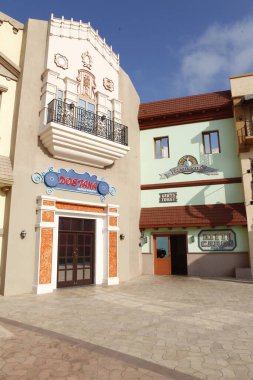 Modern Binanın Dışı