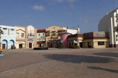 Modern Binanın Dışı