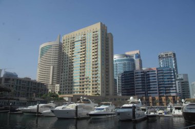 Modern Binanın Dışı