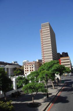 Modern Binanın Dışı