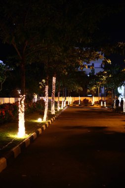 Modern Binanın Dışı