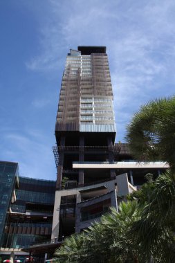 Modern Binanın Dışı