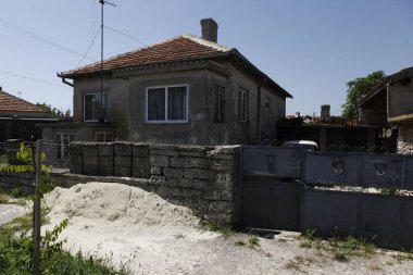 Modern Binanın Dışı